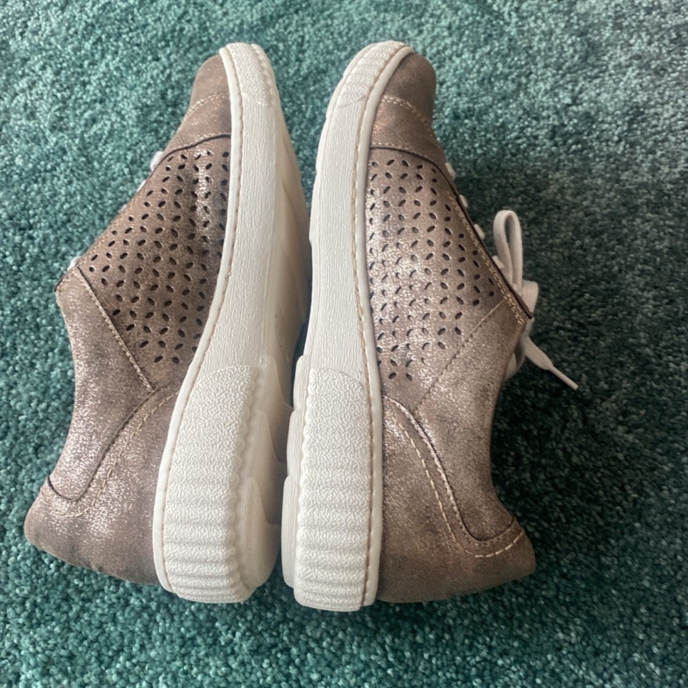 Clarks Collection Caroline Ella Leather Casual Sneakers Metallic Women's 8.5 - Picture 5 of 11